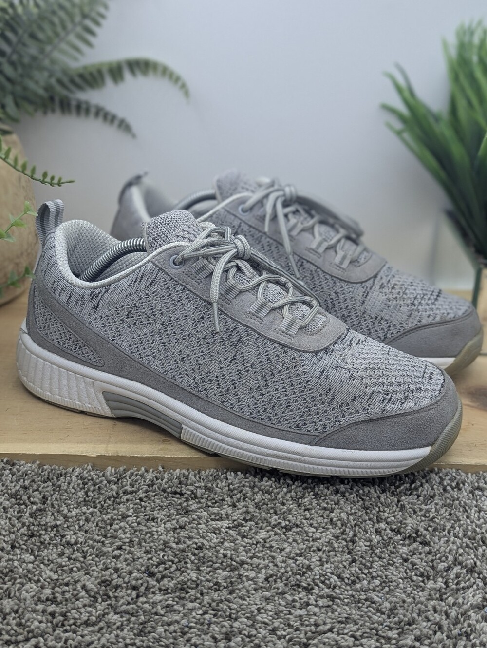 Orthofeet Edgewater Mens Size 9.5EE Casual Comfort Walking Orthotics Shoes